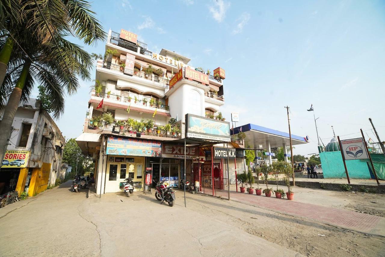 Oyo 39543 Hotel Kk Pantnagar Exterior foto